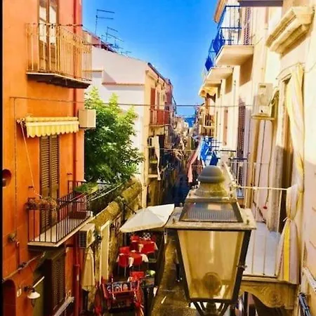 Angelina's アパート チェファル