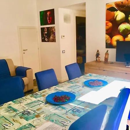 Angelina's アパート